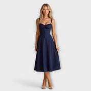 Kiana – Vestido midi con corsé
