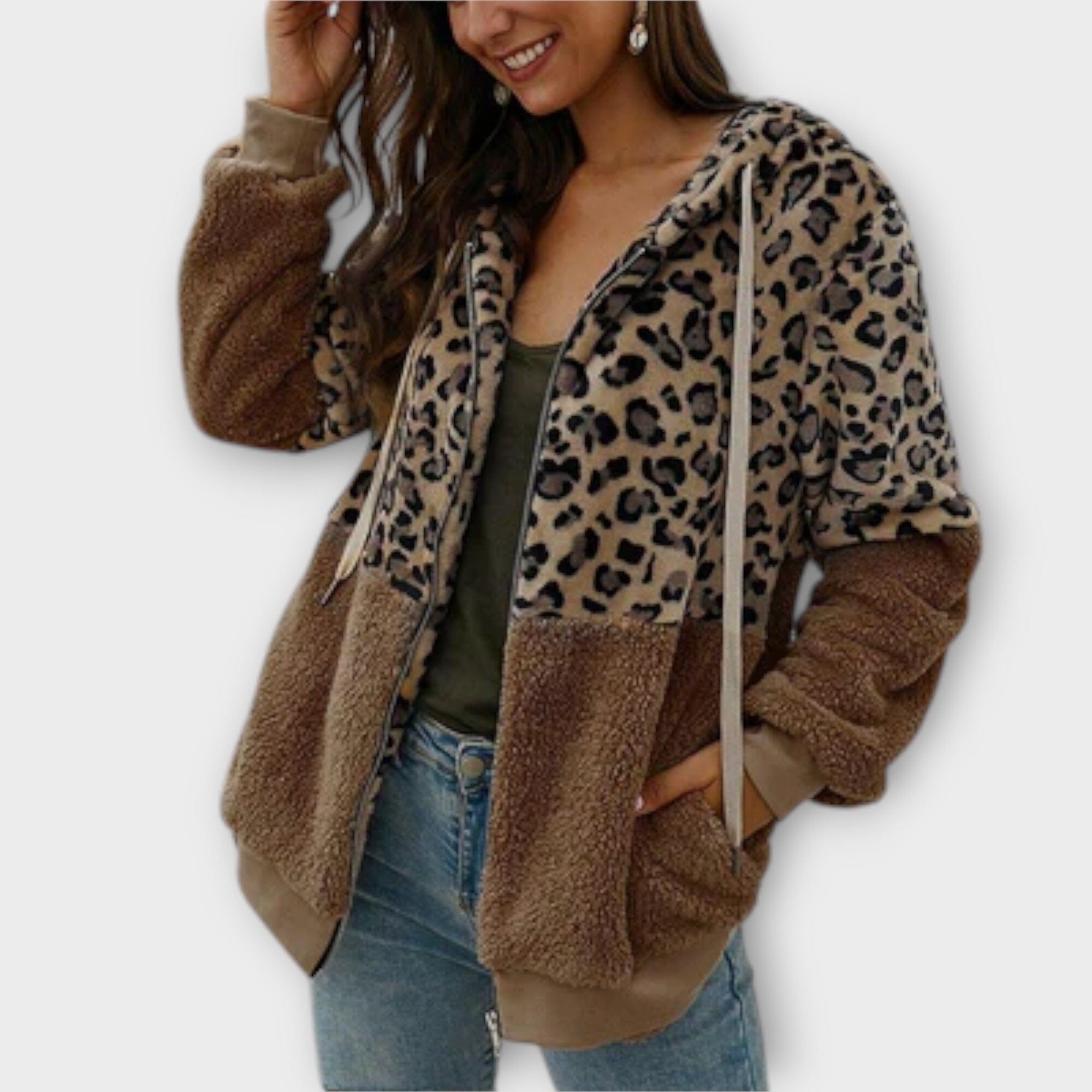 Lea – Sudadera con Capucha de Forro Polar y Diseño de Leopardo