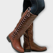 Botines elegantes con cordones