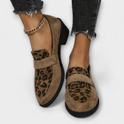 Karla – Elegantes zapato de mujer con estampado de leopardo