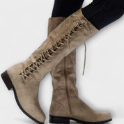Botines elegantes con cordones