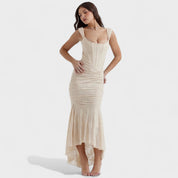 Cesca – Vestido de Silueta Escultural