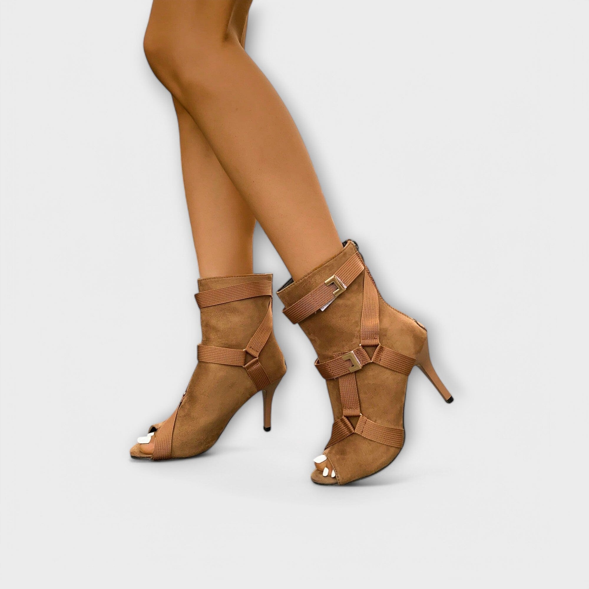 Sandalias elegantes de tacón con puntera abierta
