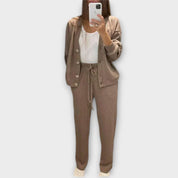 Chantal – Conjunto de Cardigan y Pantalones