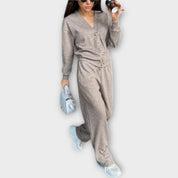 Chantal – Conjunto de Cardigan y Pantalones