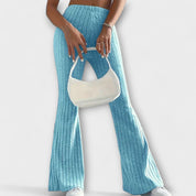 Jennifer – Pantalón acampanado elegante
