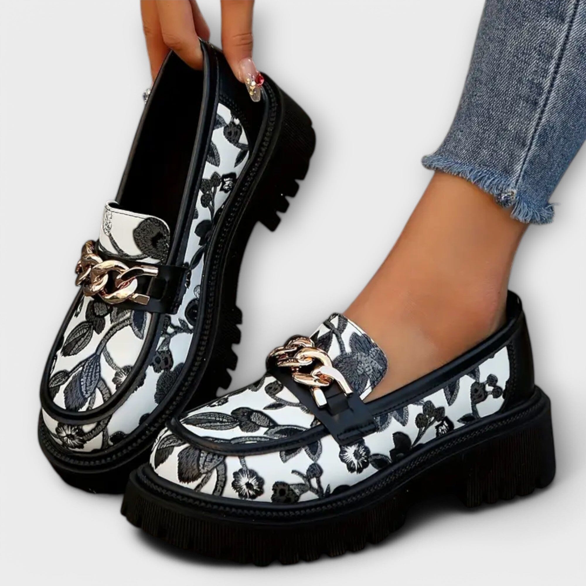Sandra – Mocasines retro elegantes