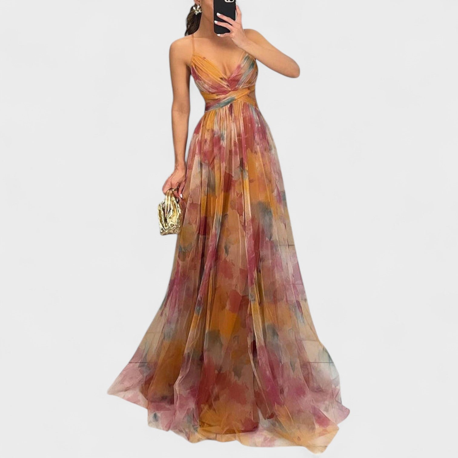 RitaBacelona – El vestido largo con flores que conquista miradas