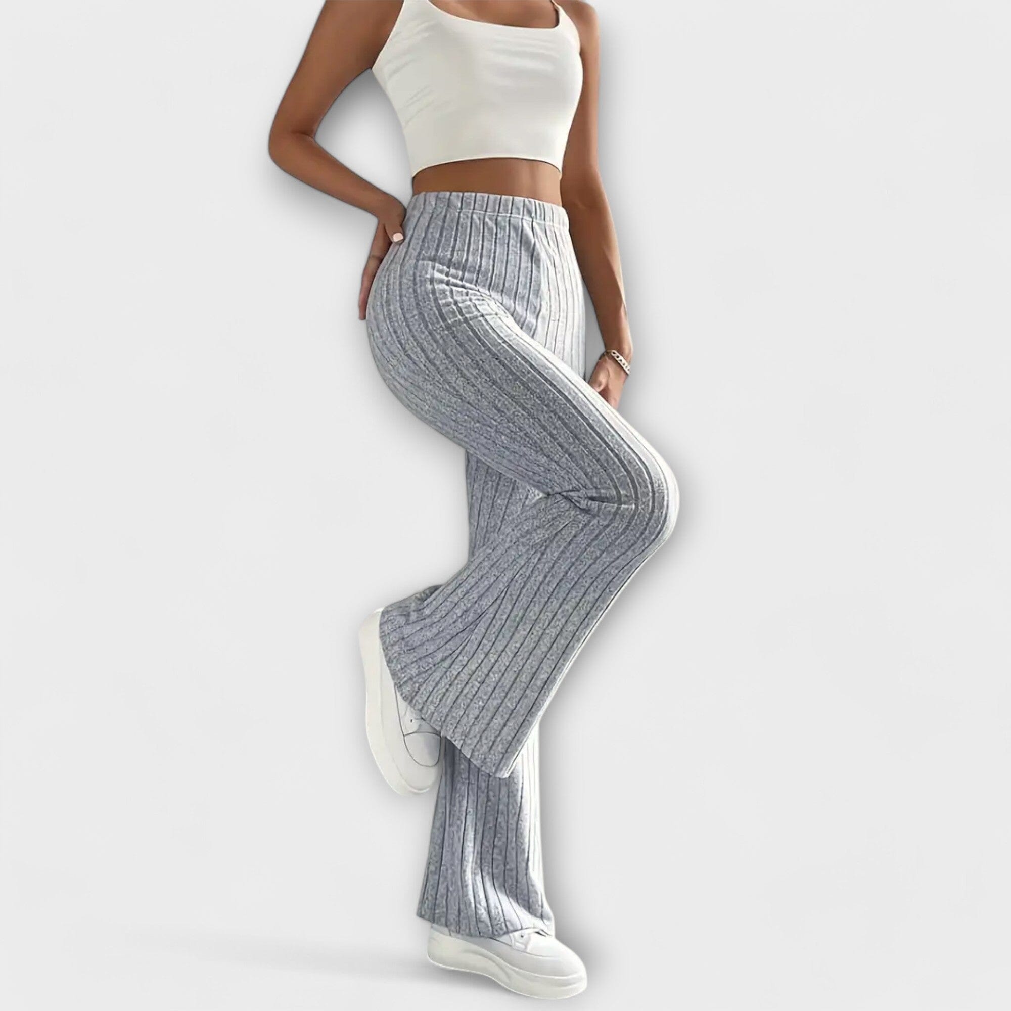 Jennifer – Pantalón acampanado elegante