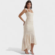 Cesca – Vestido de Silueta Escultural