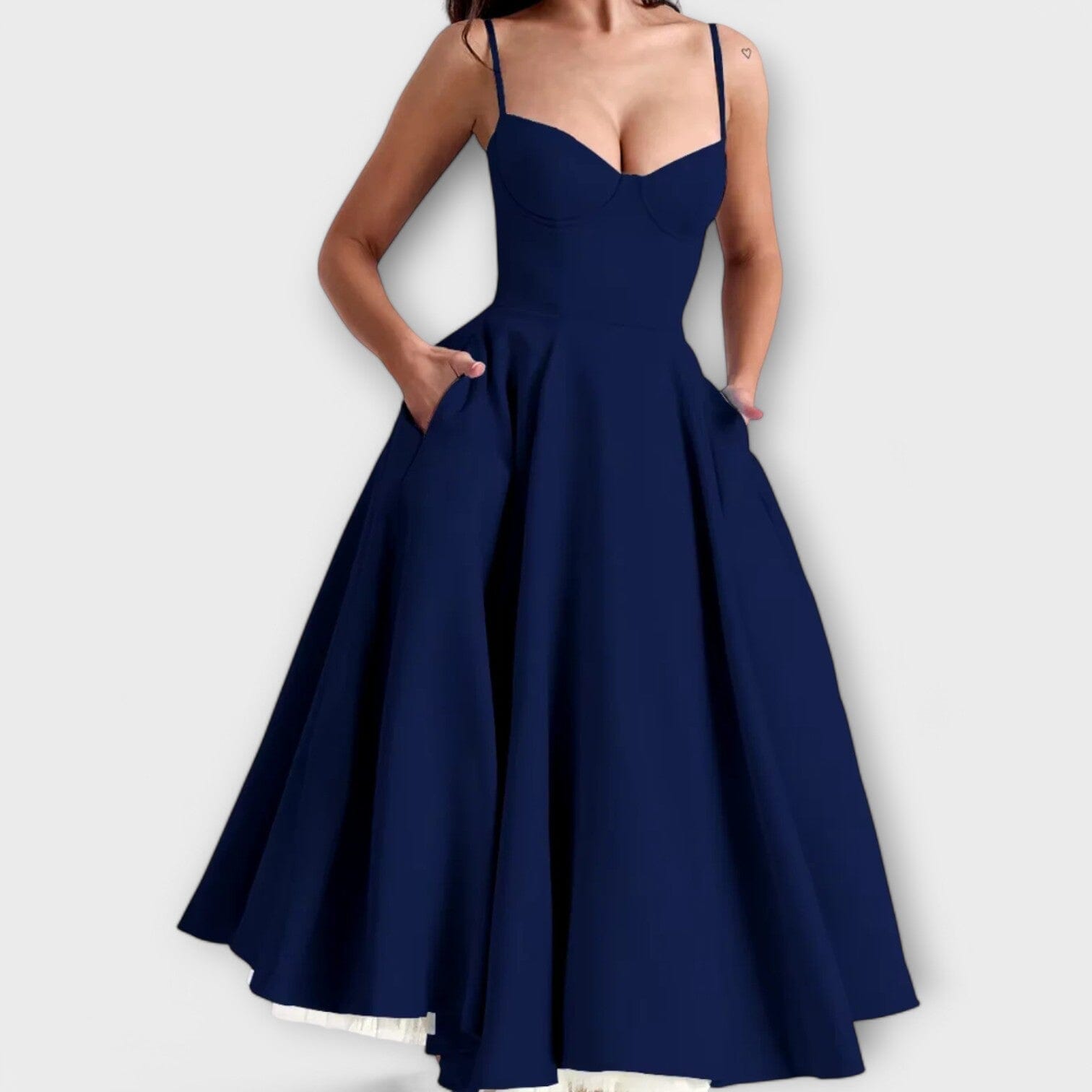 Mélie – Vestido ligero de verano con detalle de corsé