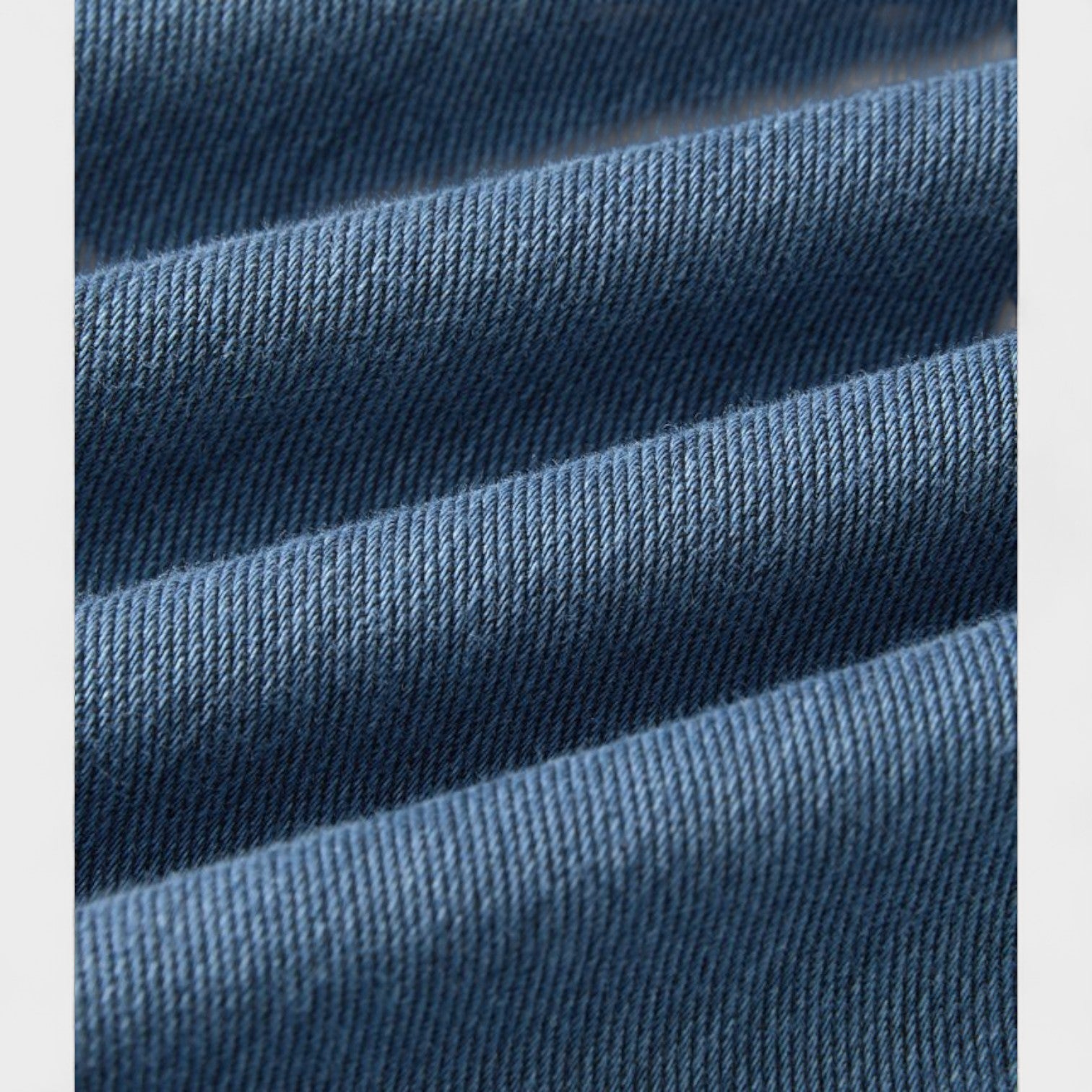 Clara – Pantalón Vaquero de Corte Ancho