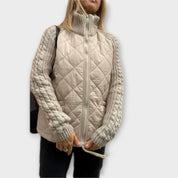 Valerie – Chaqueta de cuello alto