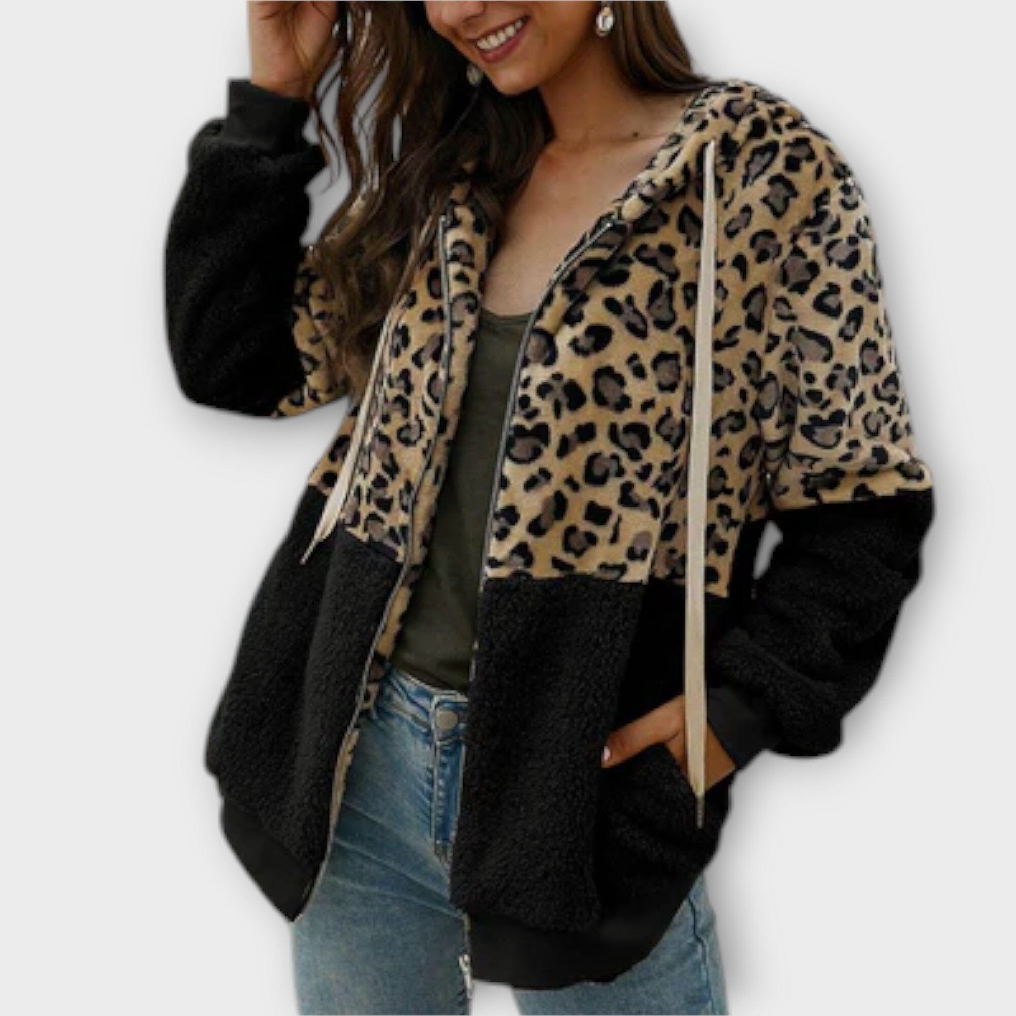 Lea – Sudadera con Capucha de Forro Polar y Diseño de Leopardo